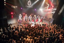 「WAgg THE NEW RiCE with EMPiRE」TSUTAYA O-WEST公演よりEMPiREのライブの様子。（Photo by kenta sotobayashi）