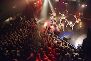 「WAgg THE NEW RiCE with EMPiRE」TSUTAYA O-WEST公演よりWAggのライブの様子。(Photo by kenta sotobayashi)