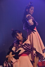 左から西垣有彩、瀬田さくら。