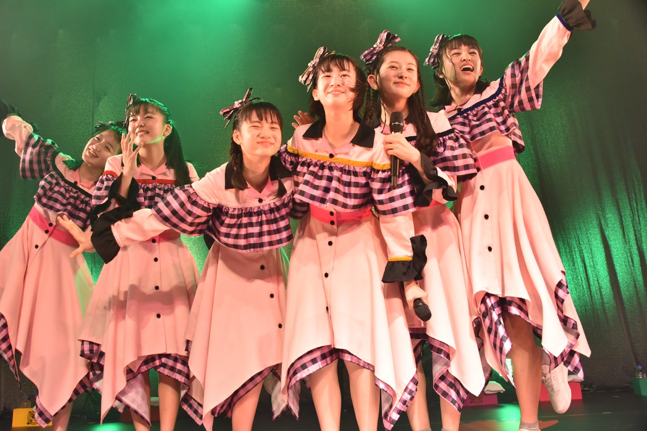 ばってん少女隊「ばってん少女隊の、田舎娘3rd～ハカタダンスホールベイベー～」熊本・熊本B.9 V1公演の様子。