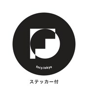 FNCYのロングTシャツ購入特典ステッカーイメージ。