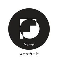 FNCYのロングTシャツ購入特典ステッカーイメージ。