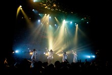 Maison book girl（撮影：稲垣謙一）