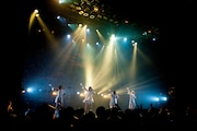 Maison book girl(撮影:稲垣謙一)