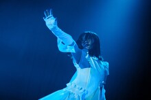 井上唯（Maison book girl）（撮影：稲垣謙一）