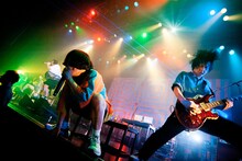 魔法少女になり隊（撮影：稲垣謙一）