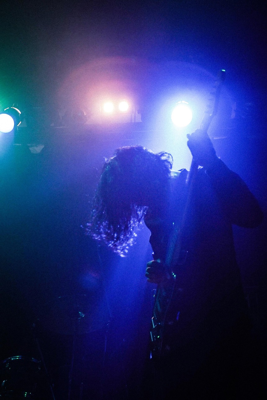 ケンゴマツモト（G / THE NOVEMBERS）（Photo by Daisuke Miyashita）