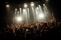 「“首” tour OCT 2018」東京公演2日目のTHE NOVEMBERS。（Photo by Daisuke Miyashita）