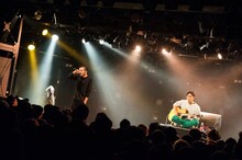 MOROHAのライブの様子。（Photo by MAYUMI-kiss it bitter-）