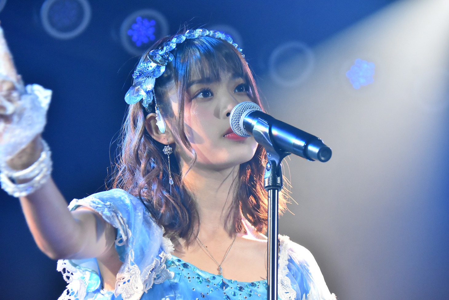 モバイル（BNK48）(c)AKS