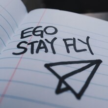 EGO「STAY FLY」配信ジャケット