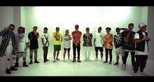 SHOW GUN「Bounce feat. RYO the SKYWALKER, EGO, JOYSTICKK, Tiji Jojo」ミュージックビデオのワンシーン。