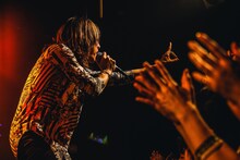 「SUPER BEAVER『歓声前夜』Release Tour 2018 ～初めての、ラクダ運転～」東京・shibuya eggman公演の様子。（撮影：日吉"JP"純平）