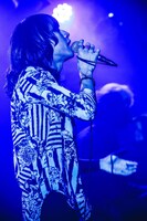 渋谷龍太（Vo）（撮影：日吉"JP"純平）