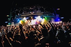 Super Beaverホームeggmanでツアー最終公演 1 の観客にとびきりの愛伝える ライブレポート 写真15枚 音楽ナタリー