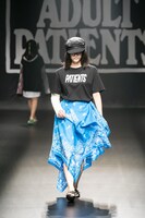 「NEGLECT ADULT PATiENTS」ランウェイショーの様子。（Photo by kenta sotobayashi）