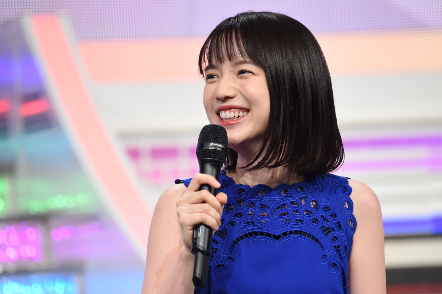 弘中綾香