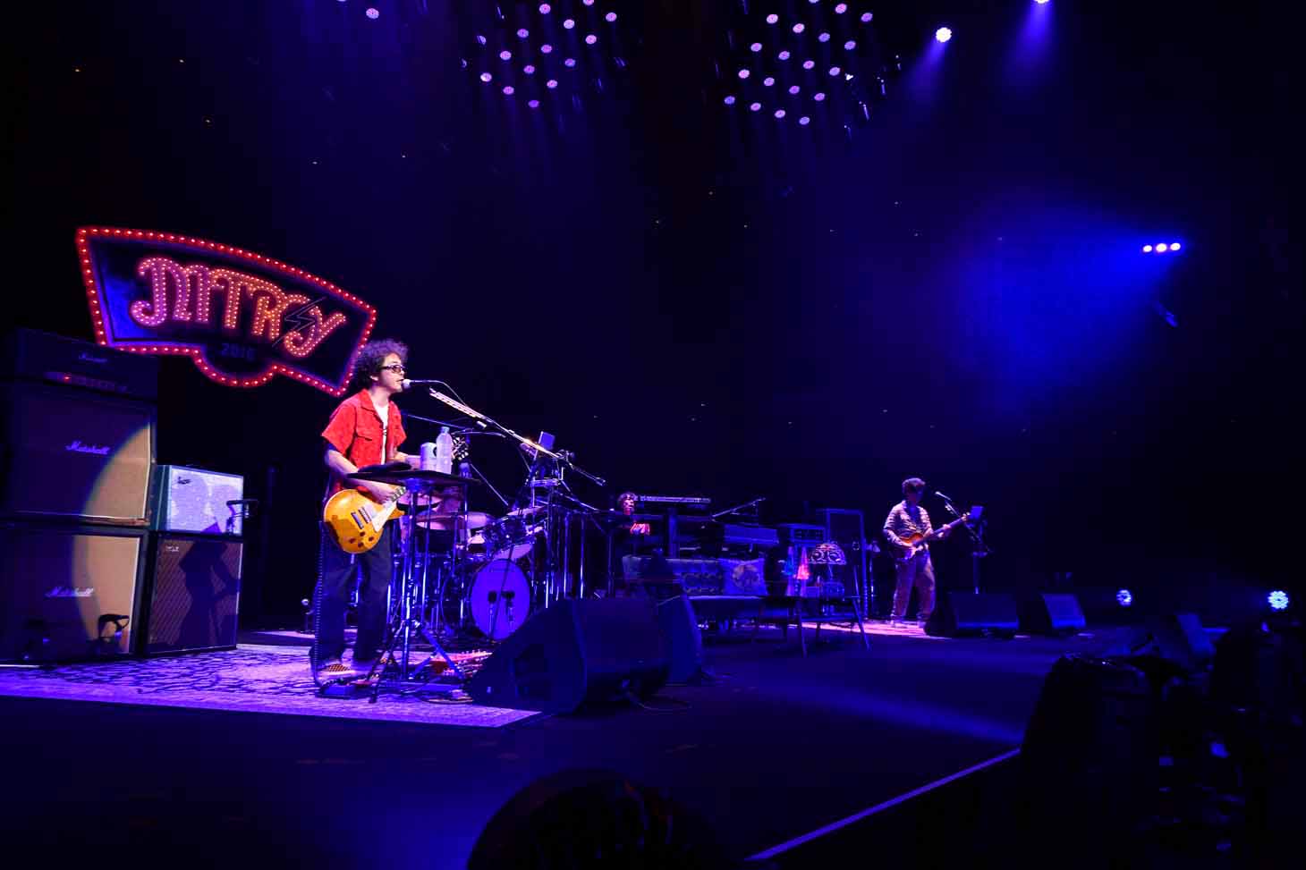 奥田民生「MTRY LIVE AT BUDOKAN」の様子。（撮影：三浦憲治）