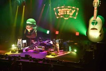 奥田民生「MTRY LIVE AT BUDOKAN」の様子。（撮影：三浦憲治）