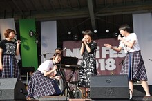 再結成したユミネギ。