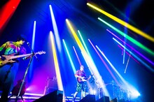 HYUKOH「24 Tour JAPAN ～HOW TO FIND TRUE LOVE AND HAPPINESS～」東京・新木場STUDIO COAST公演の様子。（撮影：松平伊織）