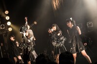 THERE THERE THERES（Photo by Masayo）