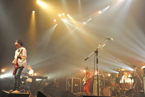 神聖かまってちゃん（撮影：佐藤哲郎）