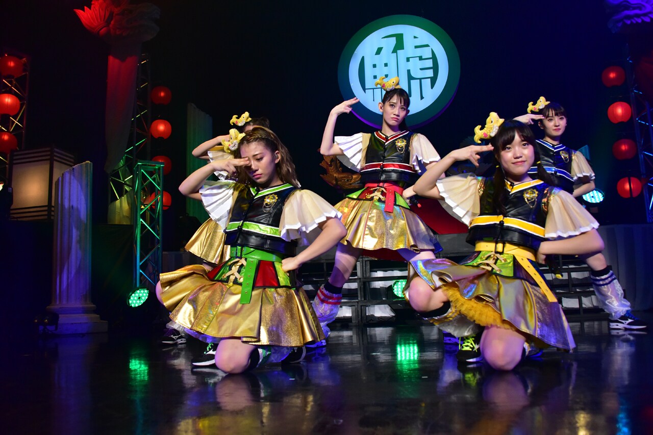 チームしゃちほこ 愛の地球祭 Zepp Namba 2部盤 sp_header.jpg