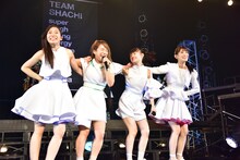 TEAM SHACHI「全速前進」の様子。