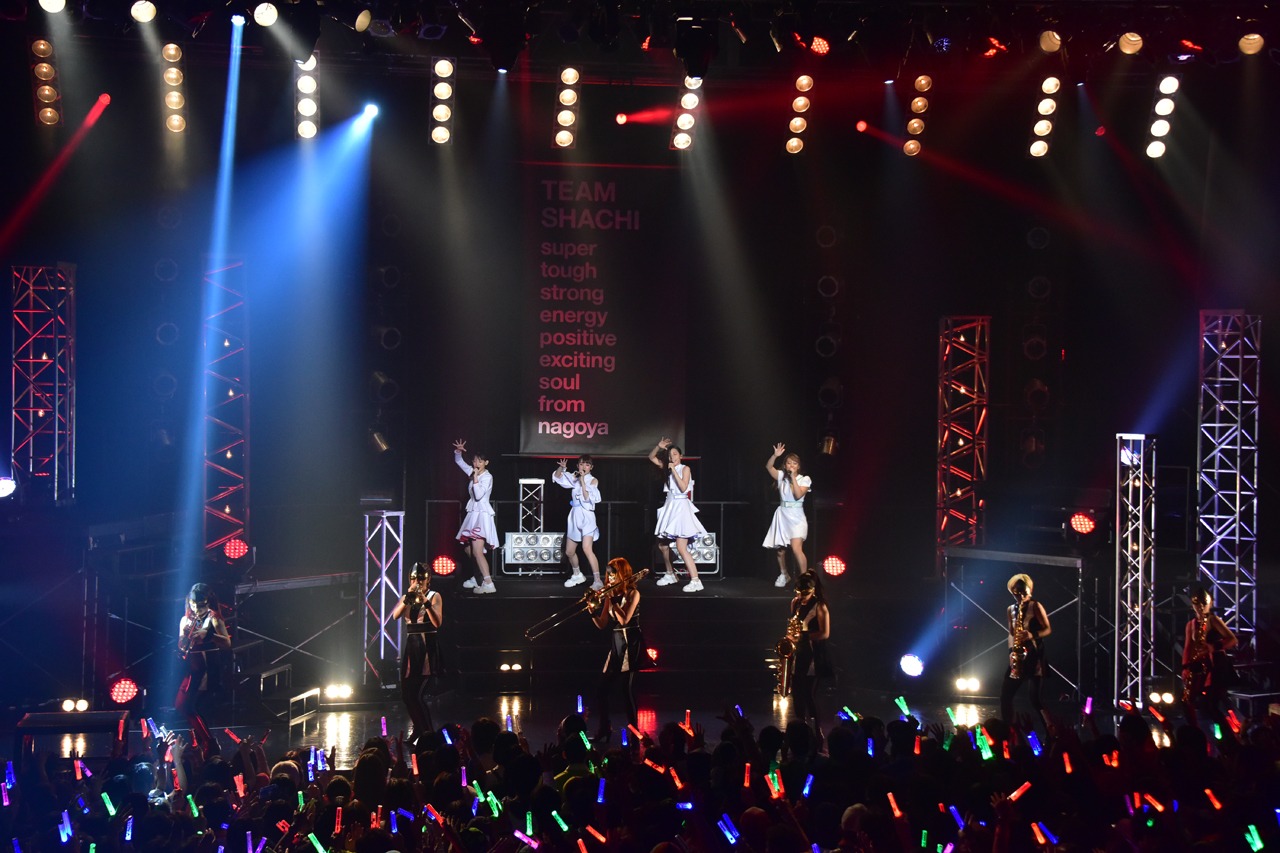TEAM SHACHI「全速前進」の様子。