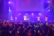 「lyrical school tour 2018 "WORLD’S END"」ツアーファイナルの様子。