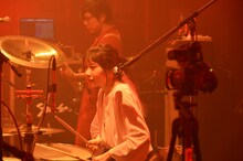 みさこ（Dr）（撮影：佐藤哲郎）