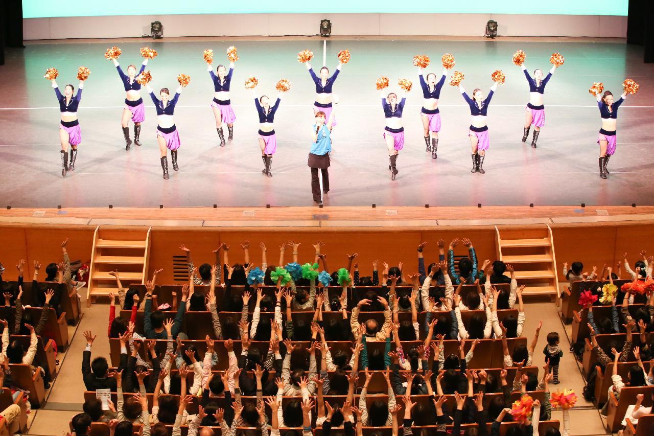 It's Cheer Dance Show!にて　「Team JCDA」