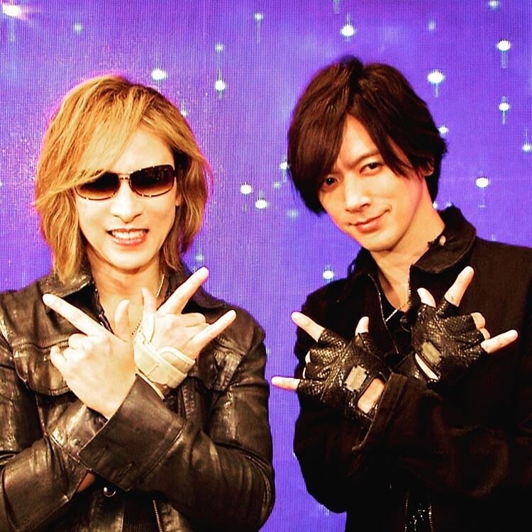 YOSHIKIのInstagtamより「火曜サプライズ イケメンアポなし祭り