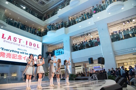 LaLuce（撮影：林晋介）