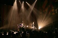 吉田山田「6th Album『欲望』全曲ライブ」の様子。（撮影：福岡諒祠）