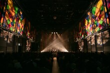 吉田山田「6th Album『欲望』全曲ライブ」の様子。（撮影：福岡諒祠）