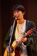 吉田結威（G, Vo）（撮影：福岡諒祠）