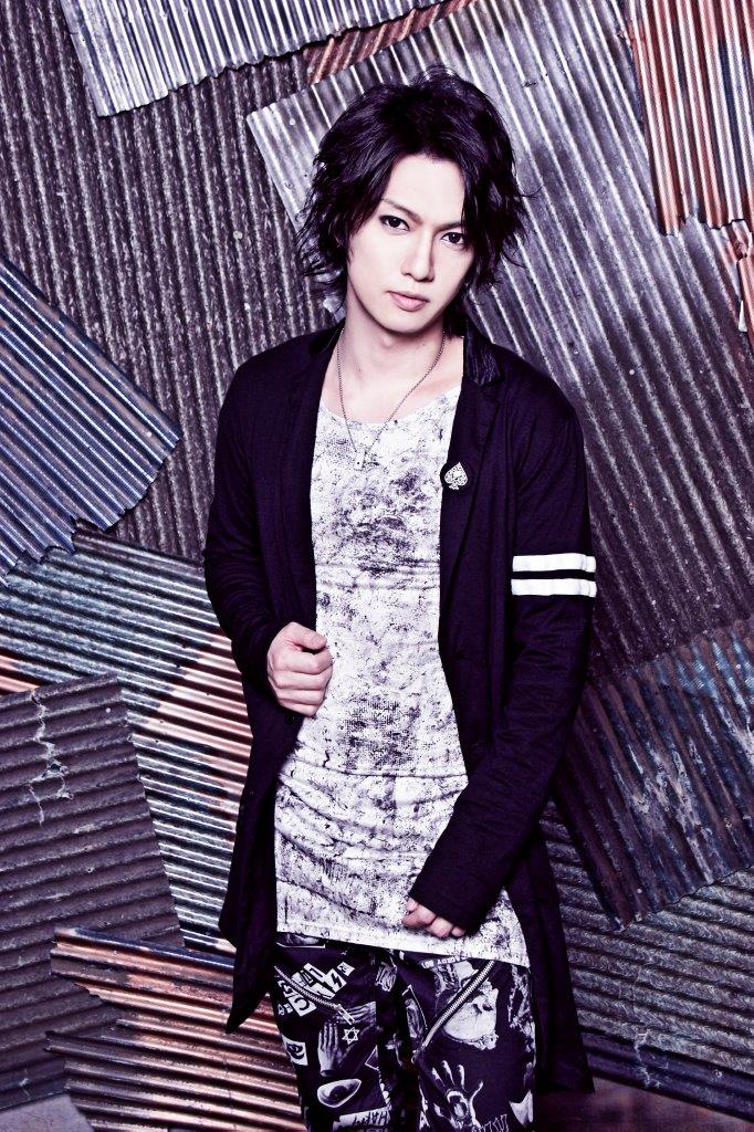 喜矢武豊（ゴールデンボンバー）