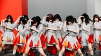 AKB48「NO WAY MAN」ミュージックビデオのワンシーン。（c）AKS/キングレコード