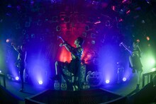 あゆみくりかまき「ボクらの熊魂2018 ～"PUNK"kin Halloween Party～」の様子。