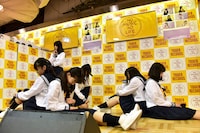 CROWN POP「午後四時ごろの好きです」リリース記念イベントの様子。