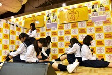 CROWN POP「午後四時ごろの好きです」リリース記念イベントの様子。