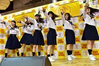 CROWN POP「午後四時ごろの好きです」リリース記念イベントの様子。