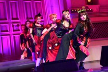 Dreamcatcherのフリーライブ様子。