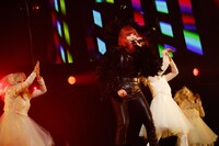 きゃりーぱみゅぱみゅ（photo by TEAM LIGHTSOME）