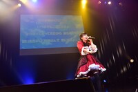 ももいろクローバーZ「いつか君が」を歌う中山莉子。