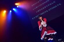 BiSH「本当本気」を歌う中山莉子。