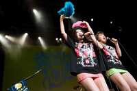 ベッド・イン（撮影：斉藤明）