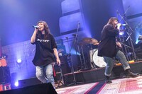 PUFFY（撮影：岸田哲平）